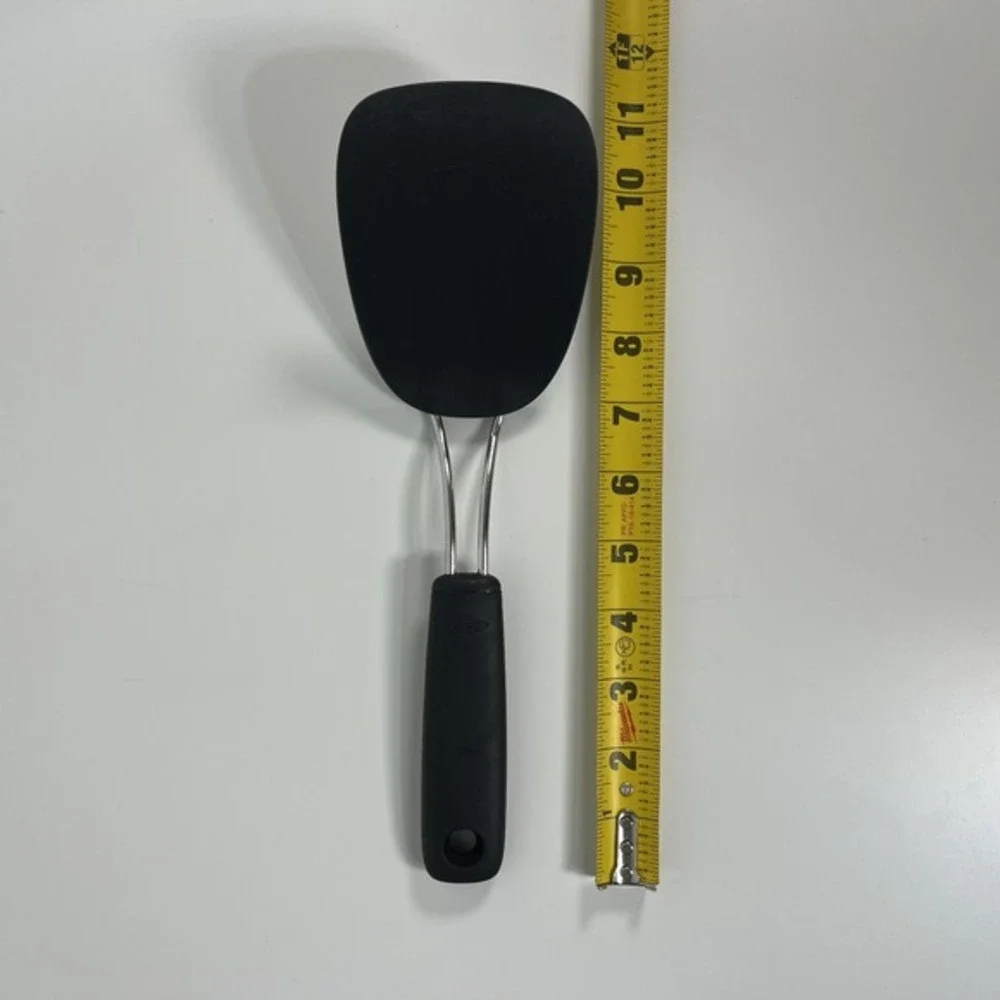 Oxo Good Grips‎ Solid Spatula Turner Flipper Large Black Nylon Thin Flexible
